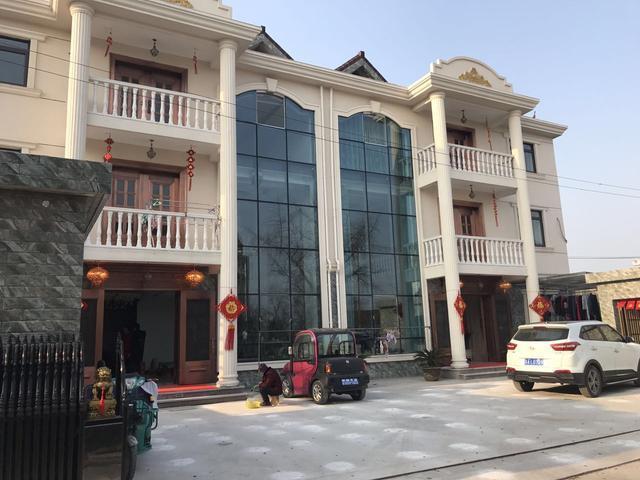 江蘇兄弟宅基地自建雙拼別墅，歐式奢華鄰居羨慕瘋！