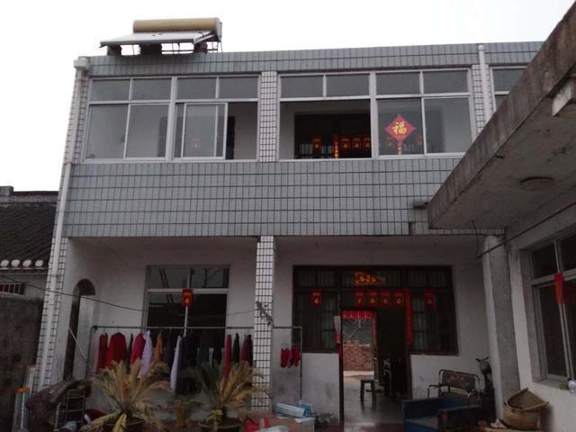 江蘇兄弟宅基地自建雙拼別墅，歐式奢華鄰居羨慕瘋！