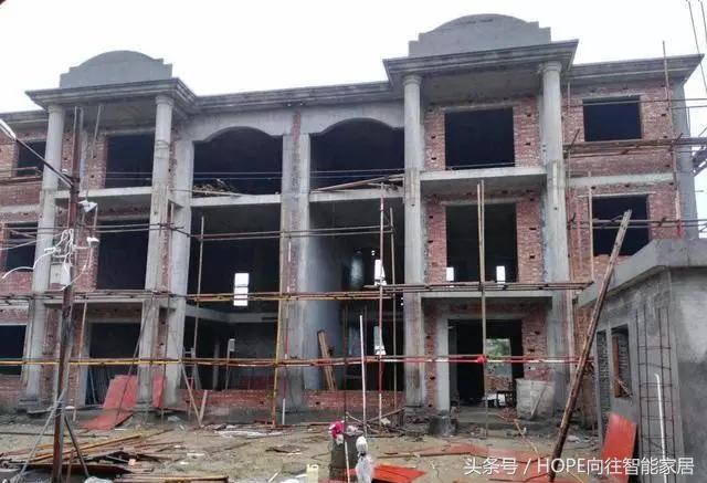 江蘇兄弟自建千平別墅 歐式風(fēng)格眼前一亮