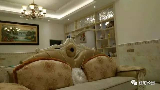 江西網(wǎng)友65萬建別墅，內(nèi)部設(shè)計(jì)美，外有小溪環(huán)繞！