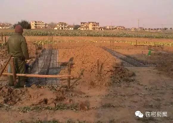 80后堅決不做房奴，30萬回鄉(xiāng)自建農(nóng)村大別墅惹人羨慕