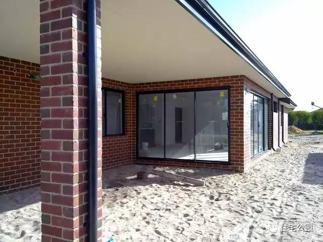 農村，紅磚，平房，建好的房子能賽別墅，含平面圖