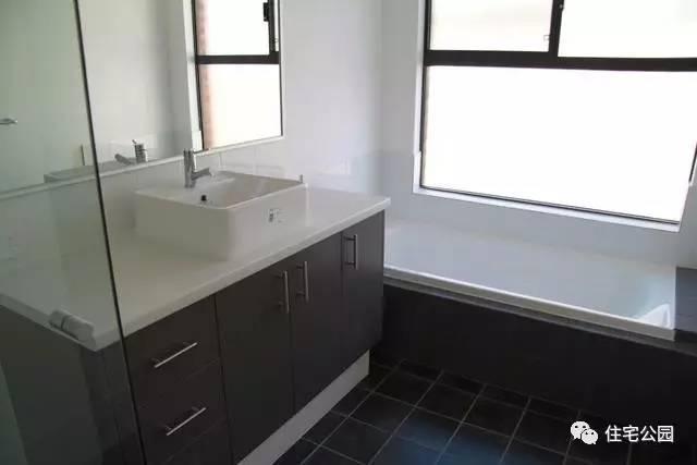 農村，紅磚，平房，建好的房子能賽別墅，含平面圖