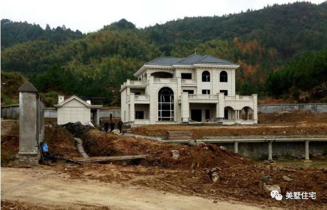 好看的小別墅實(shí)景看到這些別墅我都忍不住了想自己建房子了