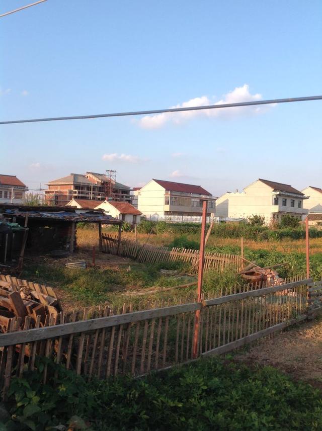 80萬(wàn)搞定5間3層普通樓房，建房過程全記錄