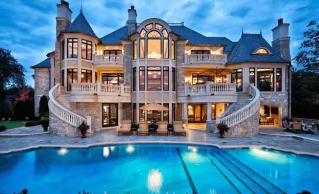 10套莊園式別墅，奢華典雅，媲美四合院