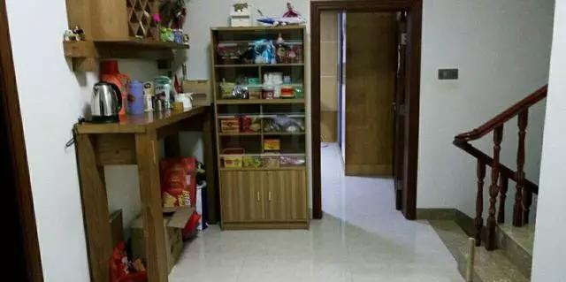 別人花60萬買了房子，他卻回鄉(xiāng)下建別墅