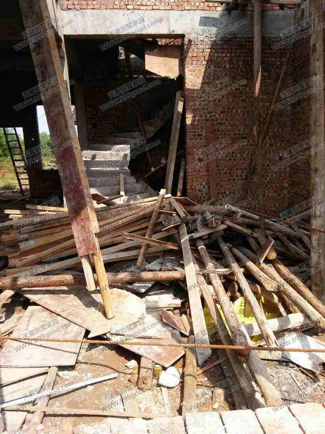 農(nóng)村別墅設(shè)計(jì)圖，車庫入戶，方正戶型12X12.4米！含建筑圖