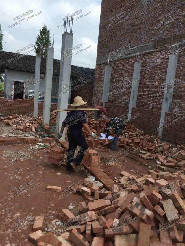 農(nóng)村別墅設(shè)計(jì)圖，車庫入戶，方正戶型12X12.4米！含建筑圖