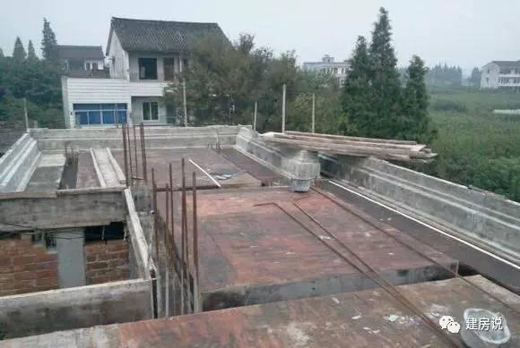 實(shí)拍網(wǎng)友自建三層農(nóng)村別墅過程，舒適美觀引人矚目