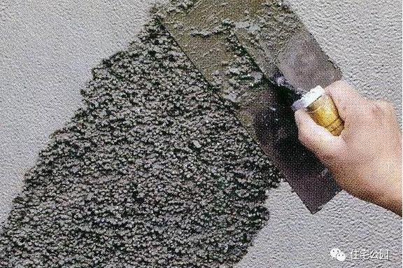 農(nóng)村新房漏水讓人崩潰，自建房到底怎么做到“滴水不漏”？