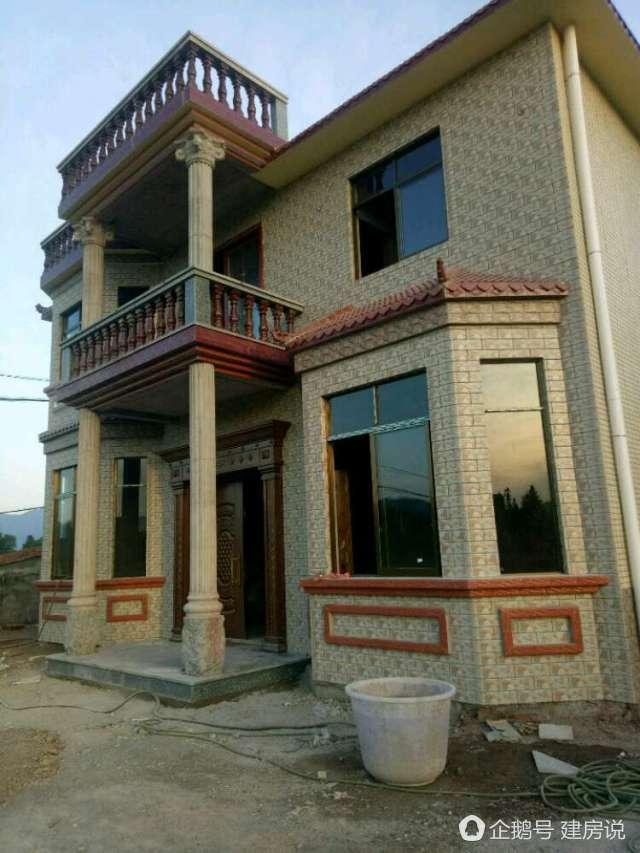 網(wǎng)友曬各自村里最漂亮的農(nóng)村別墅，沒(méi)想到農(nóng)村這么富裕了