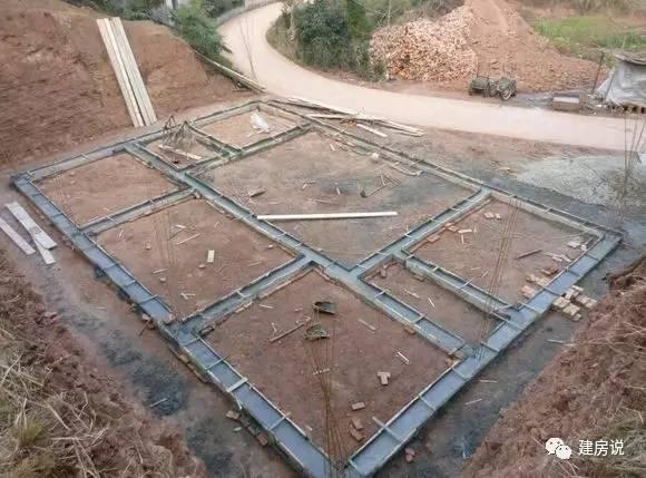 實拍四川網(wǎng)友自建二層農(nóng)村別墅，在村里是獨一無二