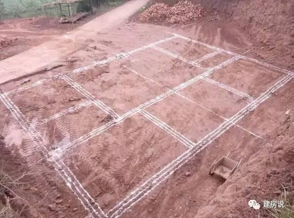 實拍四川網(wǎng)友自建二層農(nóng)村別墅，在村里是獨一無二