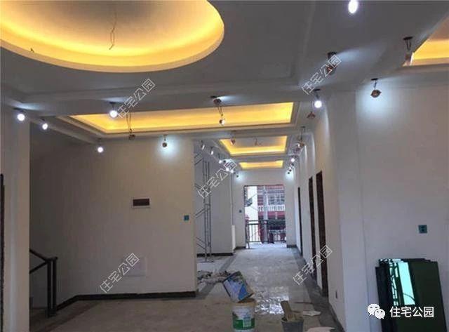 自建房帶超大庭院、泳池，看完都不想在城里買房了