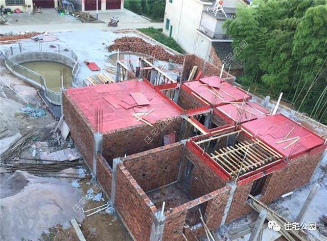 自建房帶超大庭院、泳池，看完都不想在城里買房了