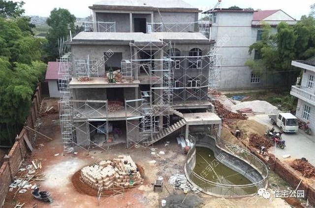 自建房帶超大庭院、泳池，看完都不想在城里買房了