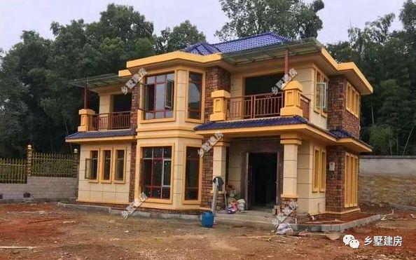 12X11米農(nóng)村二層小別墅設(shè)計(jì)方案圖，5臥室，附建成的圖