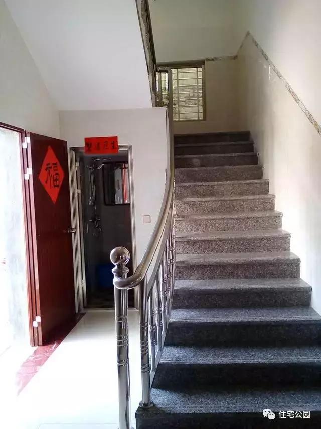 海南父子40萬聯(lián)手自建2層養(yǎng)老房，這價錢你可信？