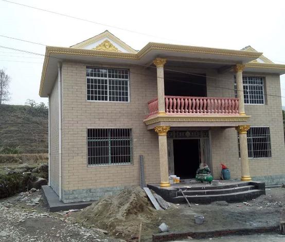 湖南21萬自建歐式別墅，引來全村圍觀仿建，真值！