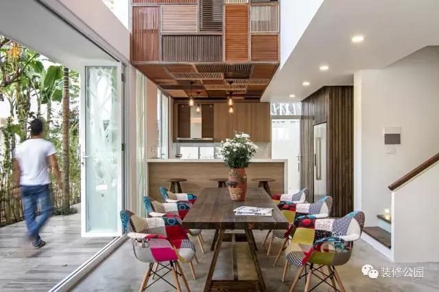 宅基地都是10米寬，人家的農(nóng)村別墅戶型好，裝修棒，學(xué)不？