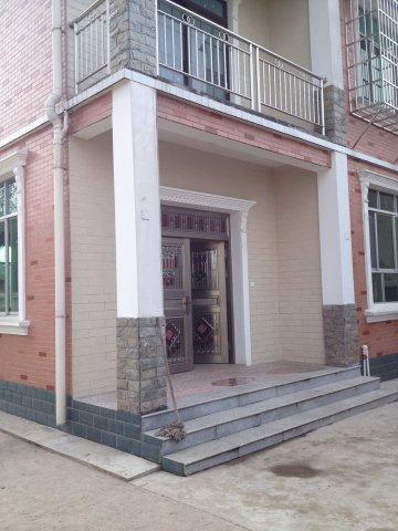 如果你有30萬，是交首付做房奴，還是回村蓋別墅