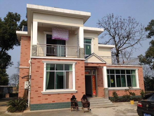 如果你有30萬，是交首付做房奴，還是回村蓋別墅