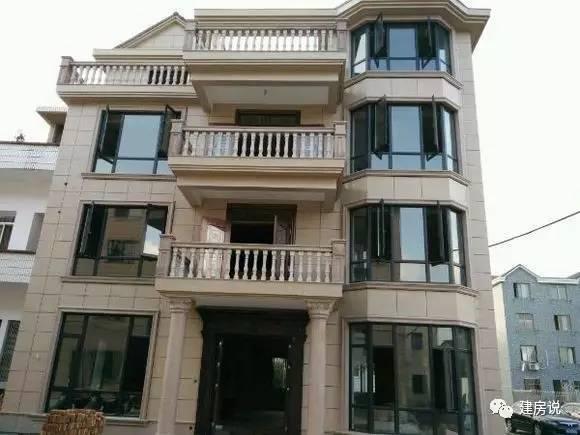 網(wǎng)友曬農(nóng)村自建別墅，經(jīng)濟(jì)美觀，放在大城市里都價(jià)值千萬(wàn)