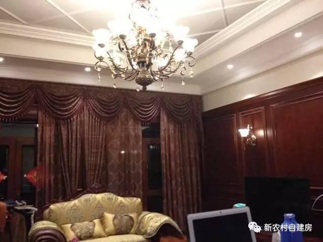 土豪曬500萬農(nóng)村自建房，沒想到最后卻被網(wǎng)友扒皮