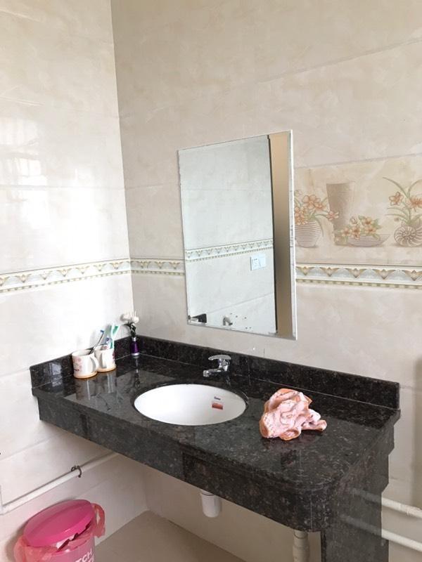 逃離深圳，我用70萬蓋了棟小別墅迎娶了白富美老婆