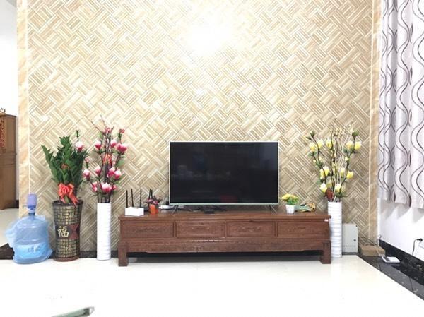 逃離深圳，我用70萬蓋了棟小別墅迎娶了白富美老婆