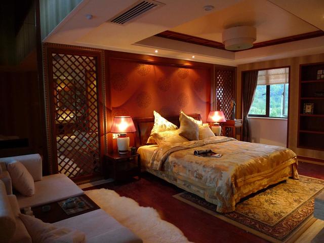 農(nóng)村自四層建豪宅別墅！含地下室加個(gè)觀光電梯更完美！全套圖紙！