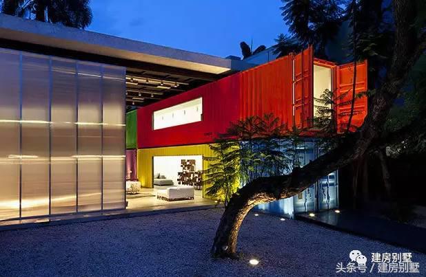 集裝箱還可以這樣玩，活了幾十年還是頭一回見