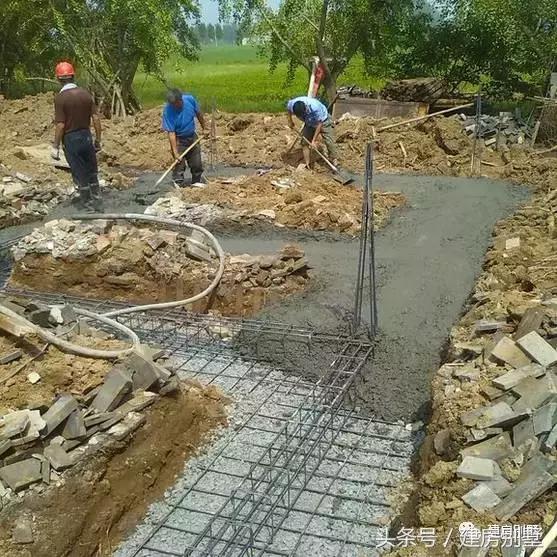 25萬(wàn)自建農(nóng)村一層豪華小別墅，城市商品房四分之一的造價(jià)