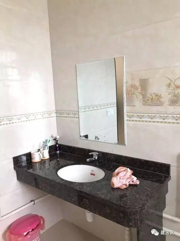 老板自建豪華洋氣的三層農(nóng)村別墅，不愧是福建的房子！