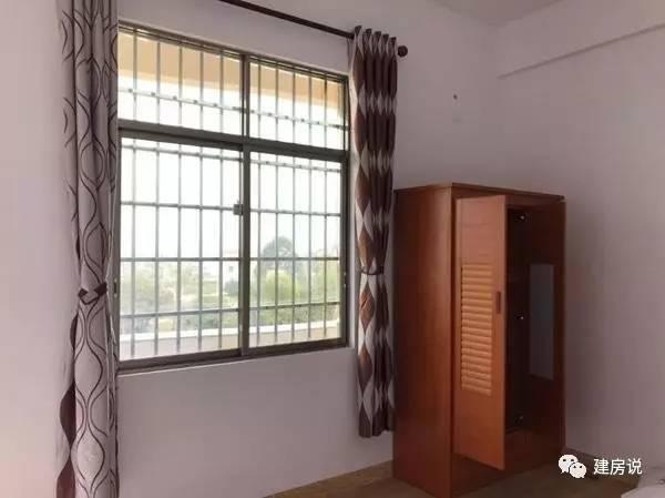 老板自建豪華洋氣的三層農(nóng)村別墅，不愧是福建的房子！