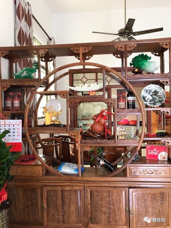 老板自建豪華洋氣的三層農(nóng)村別墅，不愧是福建的房子！