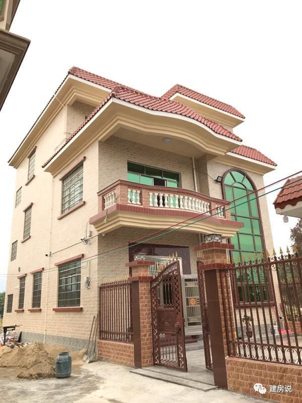 老板自建豪華洋氣的三層農(nóng)村別墅，不愧是福建的房子！