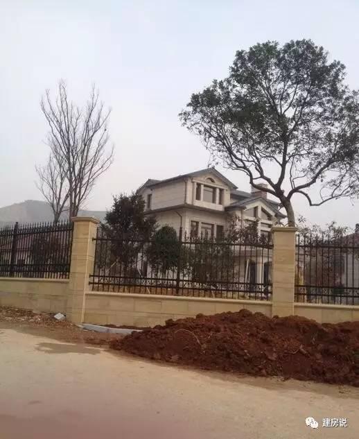 土豪老板曬500萬農(nóng)村別墅，沒想到最后網(wǎng)友不買賬