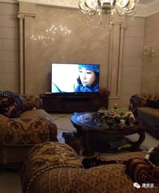 土豪老板曬500萬農(nóng)村別墅，沒想到最后網(wǎng)友不買賬