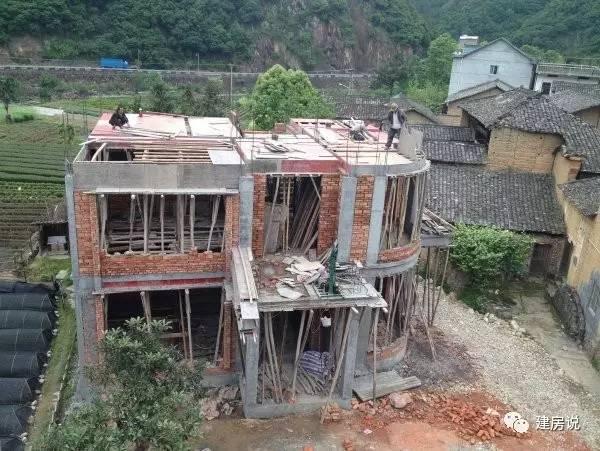 浙江網(wǎng)友自建三層農(nóng)村別墅，引全村仿建倍有面子