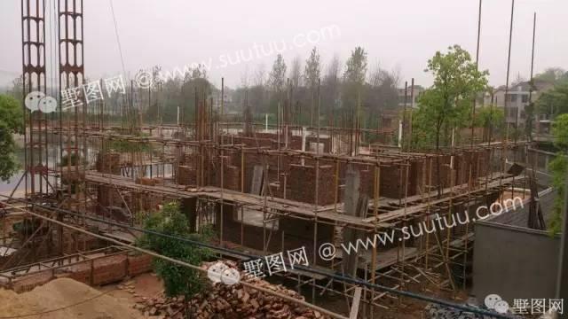 湖南小伙回鄉(xiāng)建三層大別墅，真的很漂亮！