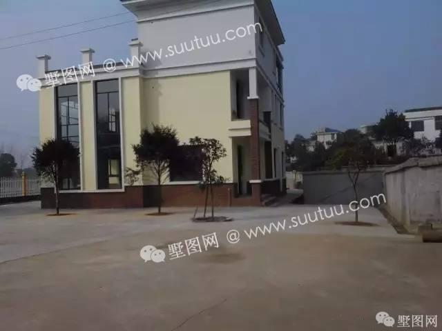 湖南小伙回鄉(xiāng)建三層大別墅，真的很漂亮！