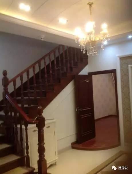 蘇州網(wǎng)友曬三層農(nóng)村別墅，帶洋氣花園很有格局