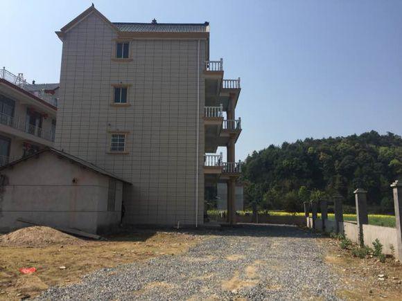 血淚教訓(xùn)，70多萬(wàn)建的別墅，不到5年就過(guò)時(shí)了