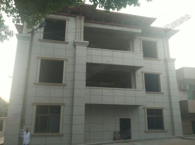 湖北二層歐式別墅設(shè)計，是誰把效果圖搬出來了？