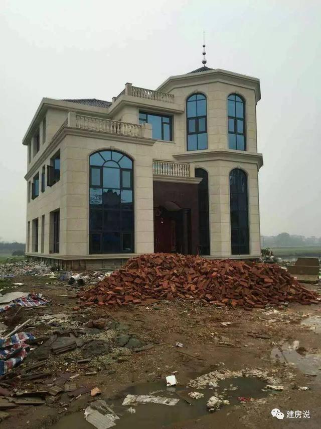 鏡頭下的漂亮房子，城里人都驚嘆農(nóng)村住上了別墅