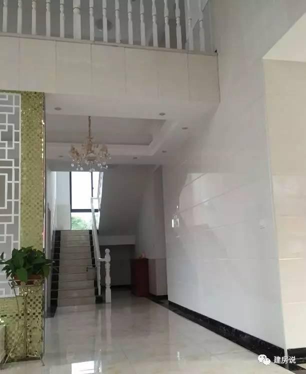 湖南網(wǎng)友曬自建三層農(nóng)村別墅，外觀和裝修完美搭配