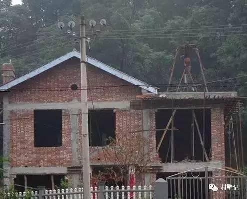 陜西二層農(nóng)村小別墅，建好了風(fēng)格很別致