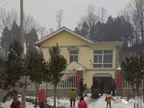 陜西二層農(nóng)村小別墅，建好了風(fēng)格很別致